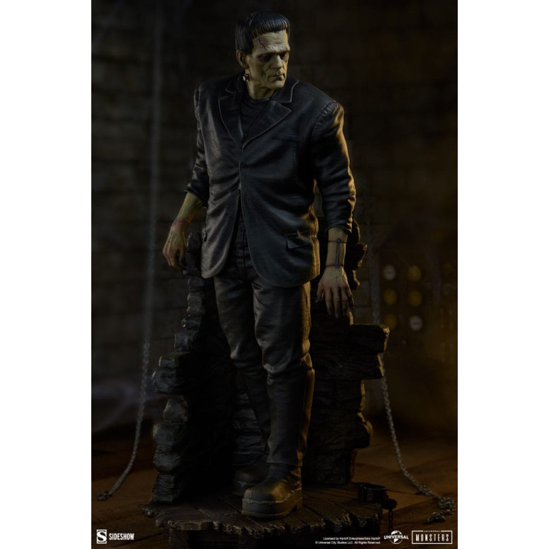 Sideshow Universal Monsters - Premium Format Frankenstein 1/4