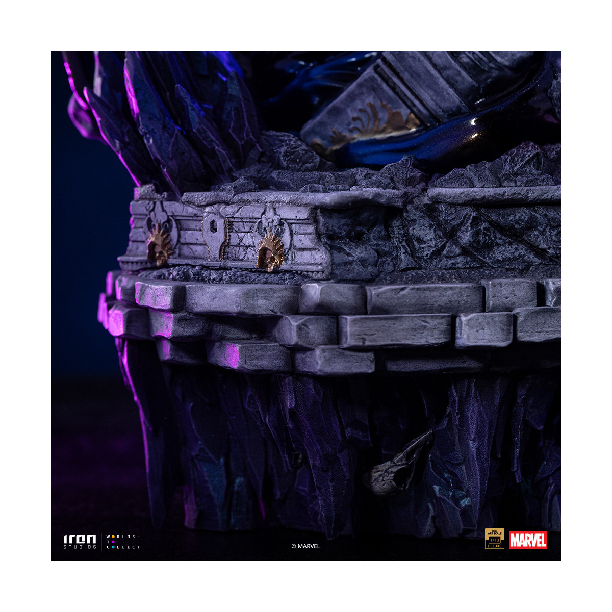 Iron Studios Marvel - Silver Surfer Deluxe Art Scale 1/10 - Infinity Gauntlet Diorama
