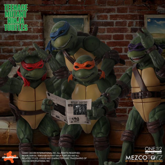 Mezco One 12 - Teenage Mutant Ninja Turtles (1990 Movie) Set bestehend aus 4 Figuren - - Teenage Mutant Ninja Turtles
