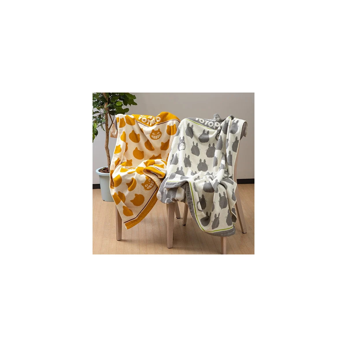 Marushin - Chatbus Siesta-Decke Beige 85x115 cm - Mein Nachbar Totoro