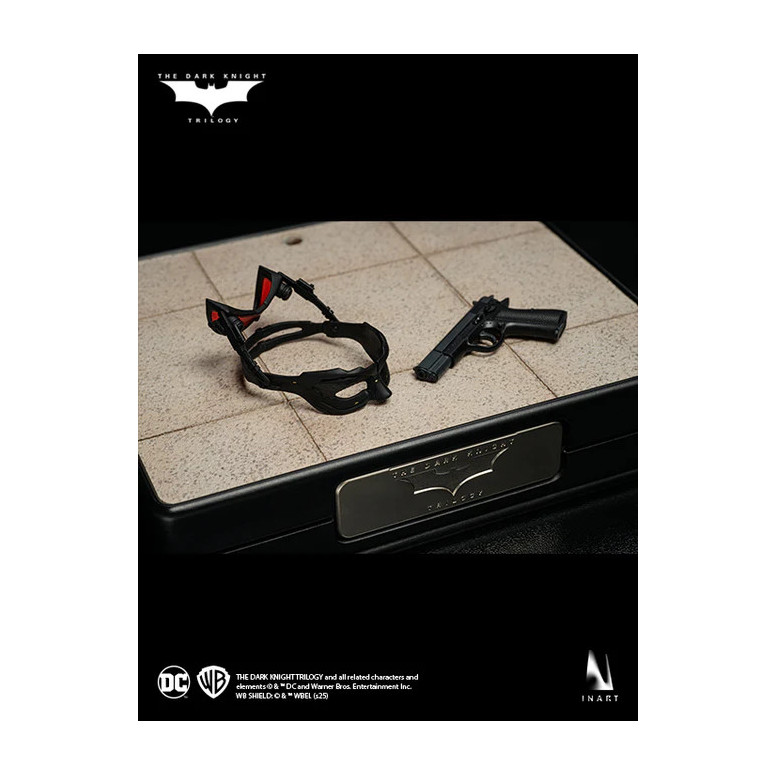 INART - Catwoman 1/6 Scale Collectible Figure - The Dark Knight Rises
