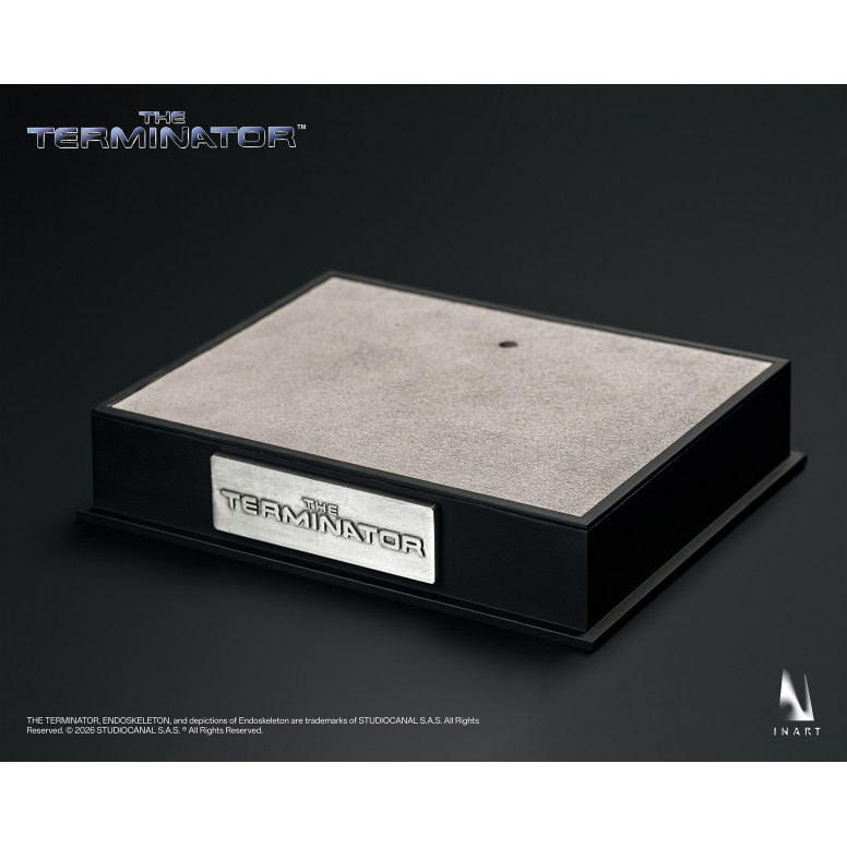 INART - T-800 1/6 Scale Collectible Figure (2 bodies) - The Terminator