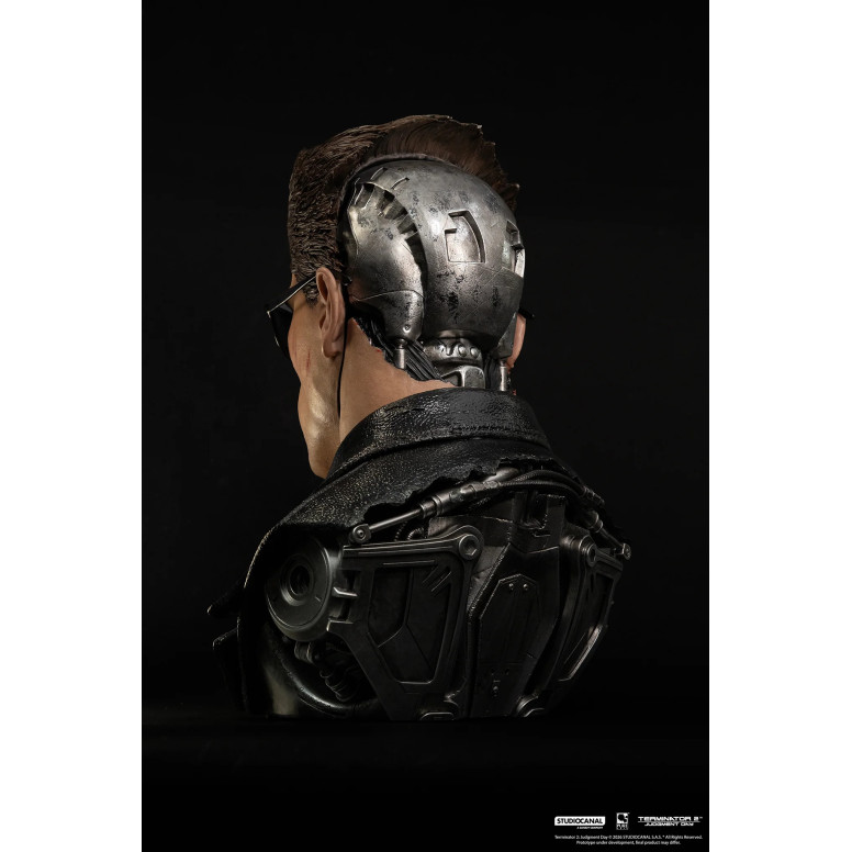 Pure Arts Terminator 2 T-800 Model 101 Battle Damaged Art Die Maske