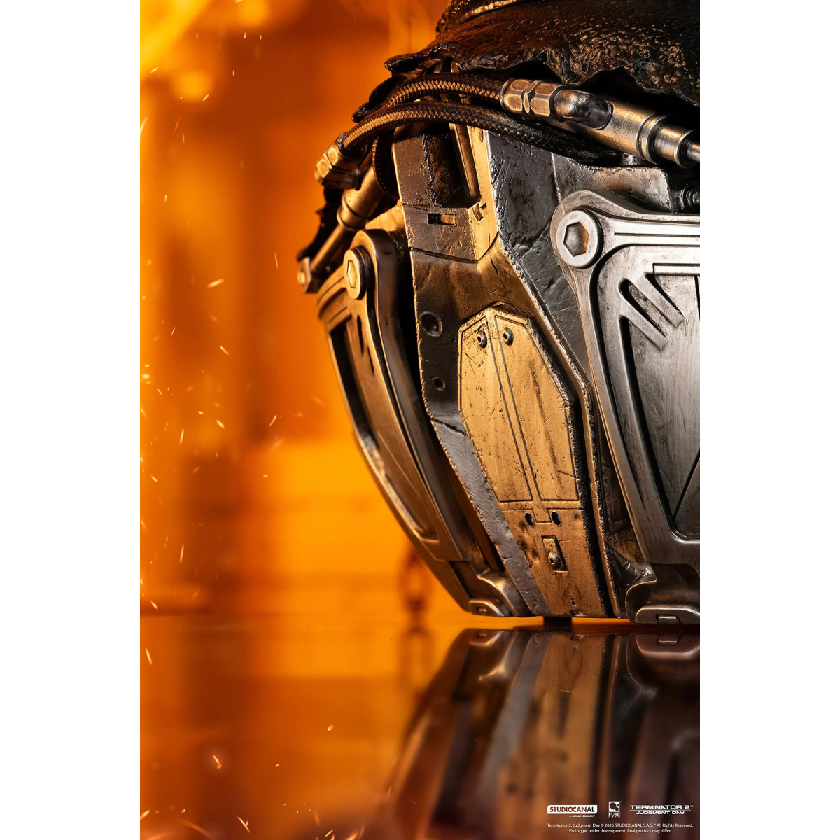 Pure Arts Terminator 2 T-800 Model 101 Battle Damaged Art Die Maske