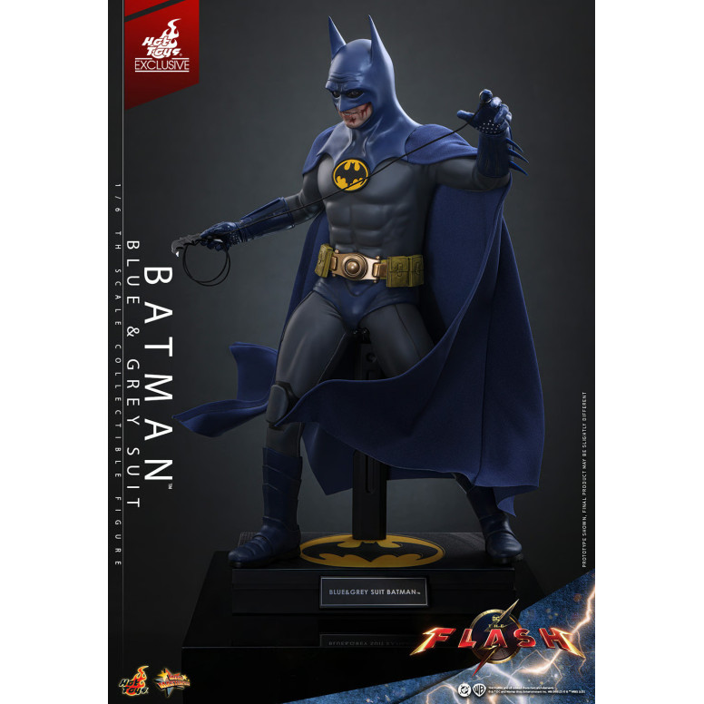 Hot Toys - Batman (Blue & grey Suit) Movie Masterpiece 1/6 The The Flash - Hot Toys Exclusive