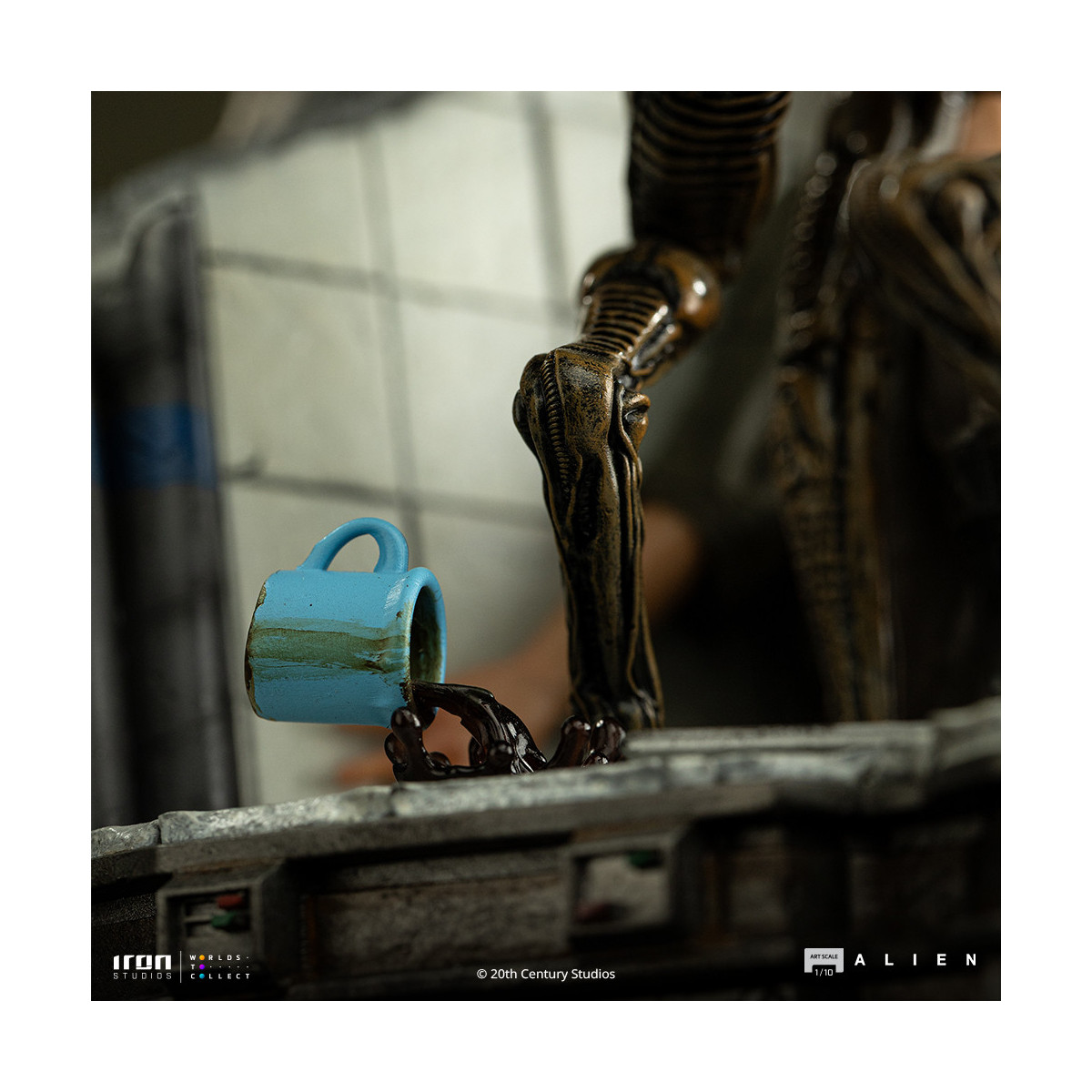 Iron Studios Ellen Ripley and Dog Alien - Art Scale 1/10 - Alien 3