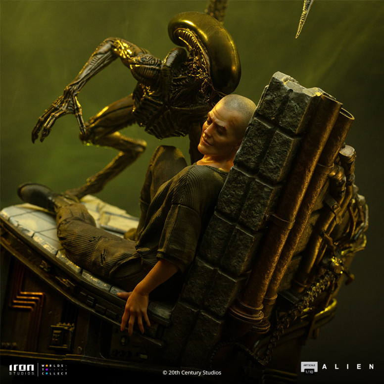 Iron Studios Ellen Ripley and Dog Alien - Art Scale 1/10 - Alien 3