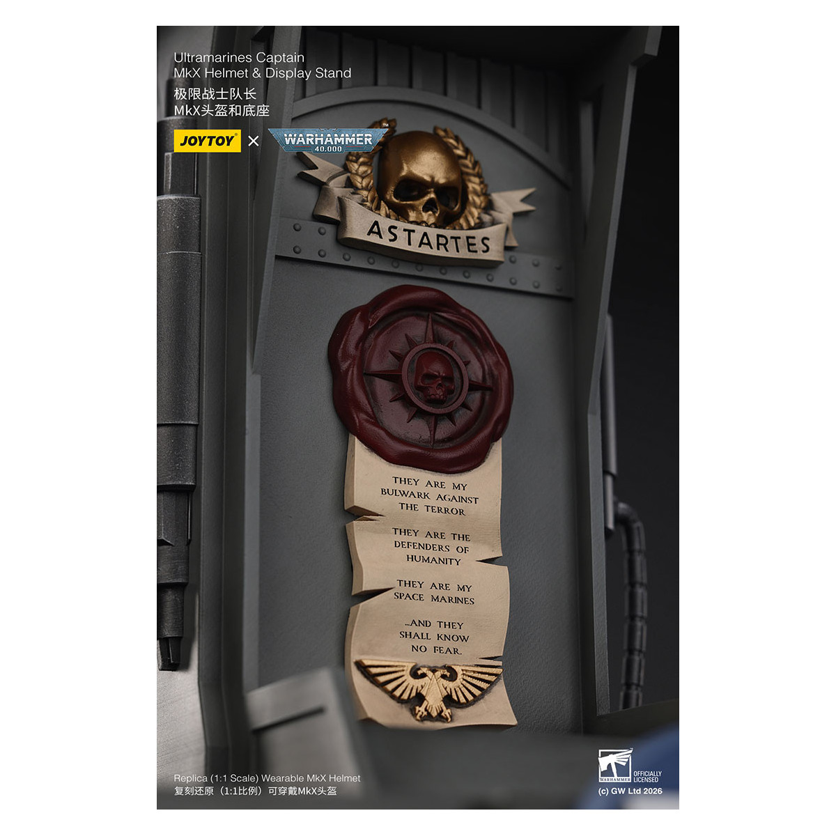 JoyToy - Ultramarines Captain MkX Helm & Display Stand 1/1