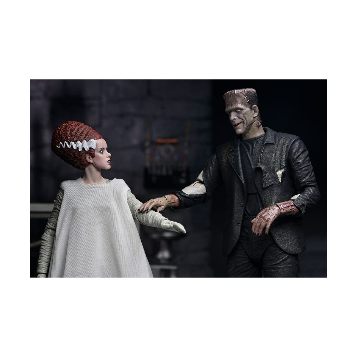 NECA Universal Monsters - 2 Pack Bride of Frankenstein 90th Anniversary The Monster & His Mate
