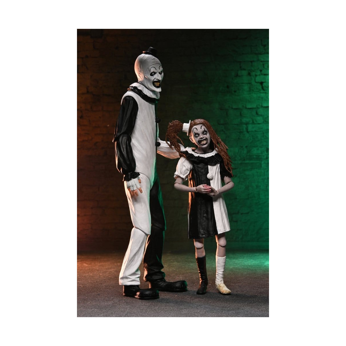 Neca Terrifier 2 - Ultimate Art the Clown & Little Pale Girl