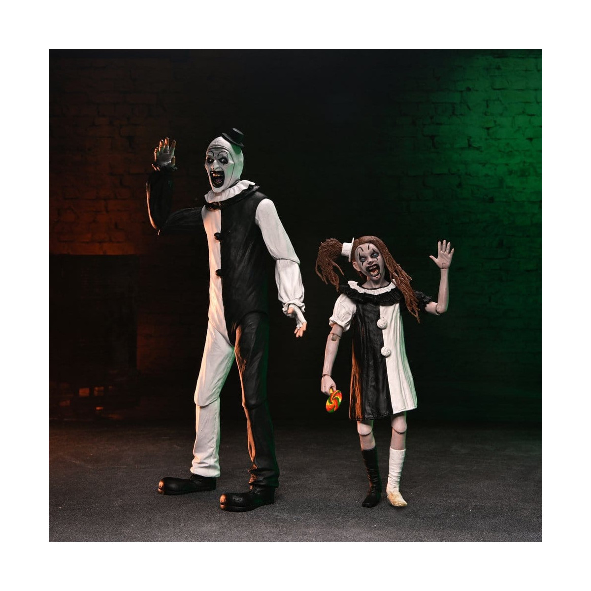 Neca Terrifier 2 - Ultimate Art the Clown & Little Pale Girl