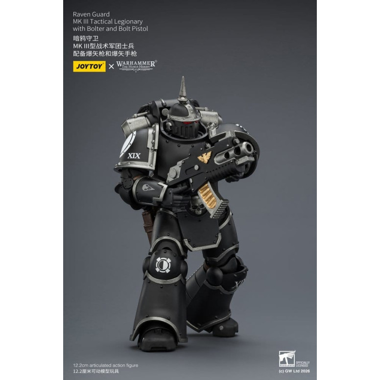 Joytoy - Warhammer - Raven Guard Mk III Tactical Squad - Mk III Tactical Legionary with Bolter and Bolt Pistol 1/18