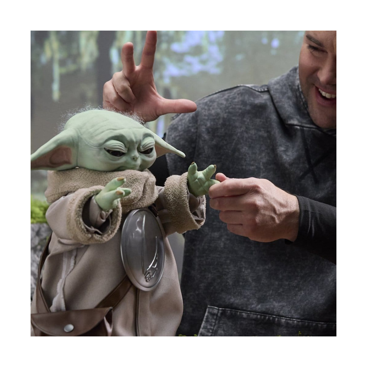 Hasbro Star Wars - Ultimate Grogu 1/1 (animatronische Figur) - The Mandalorian and Grogu