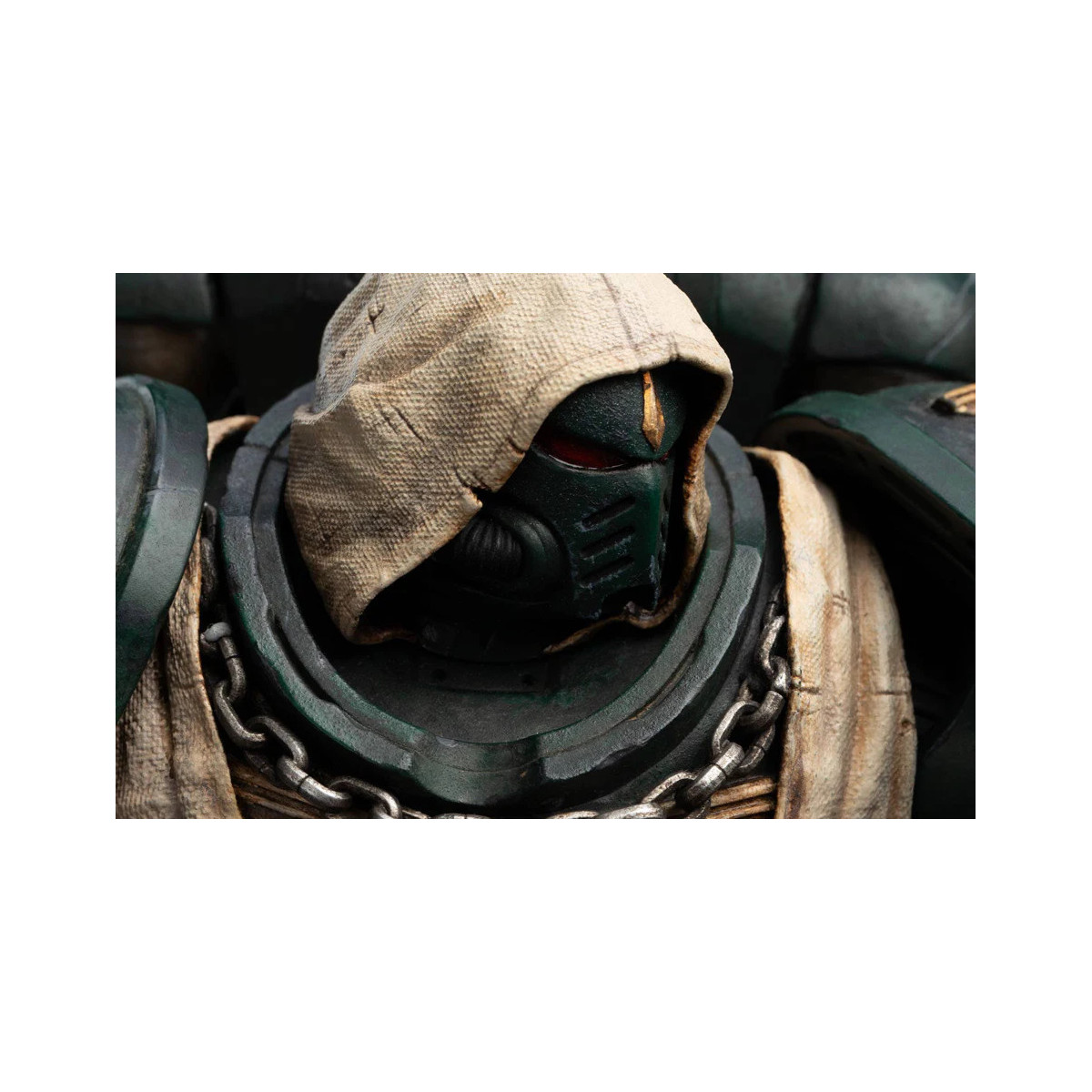 Weta Warhammer 40.000 – DARK ANGEL VETERAN 1/10