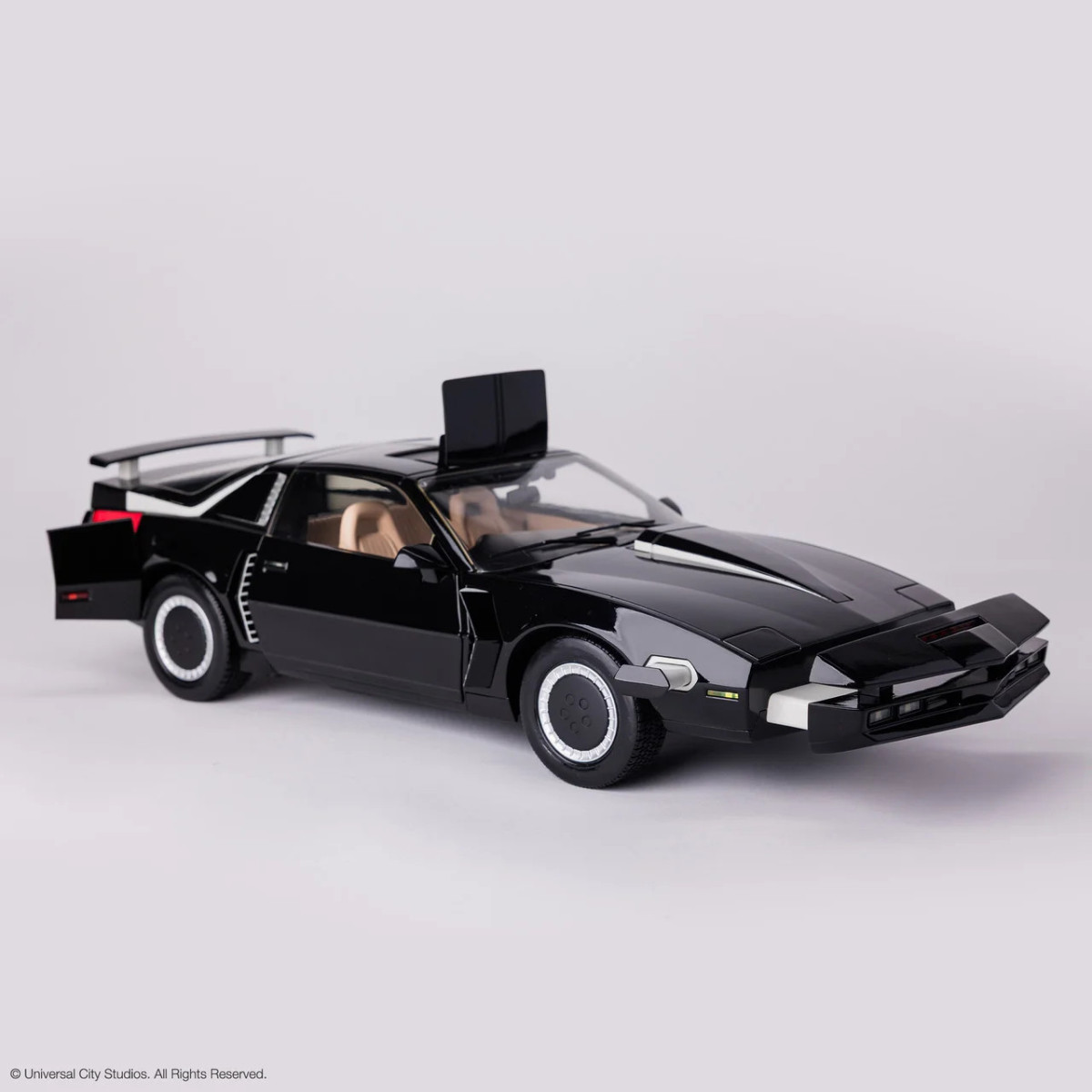Takara Tomy – Knight Rider K2000 – Die-Cast- K.I.T.T, Maßstab 1:10