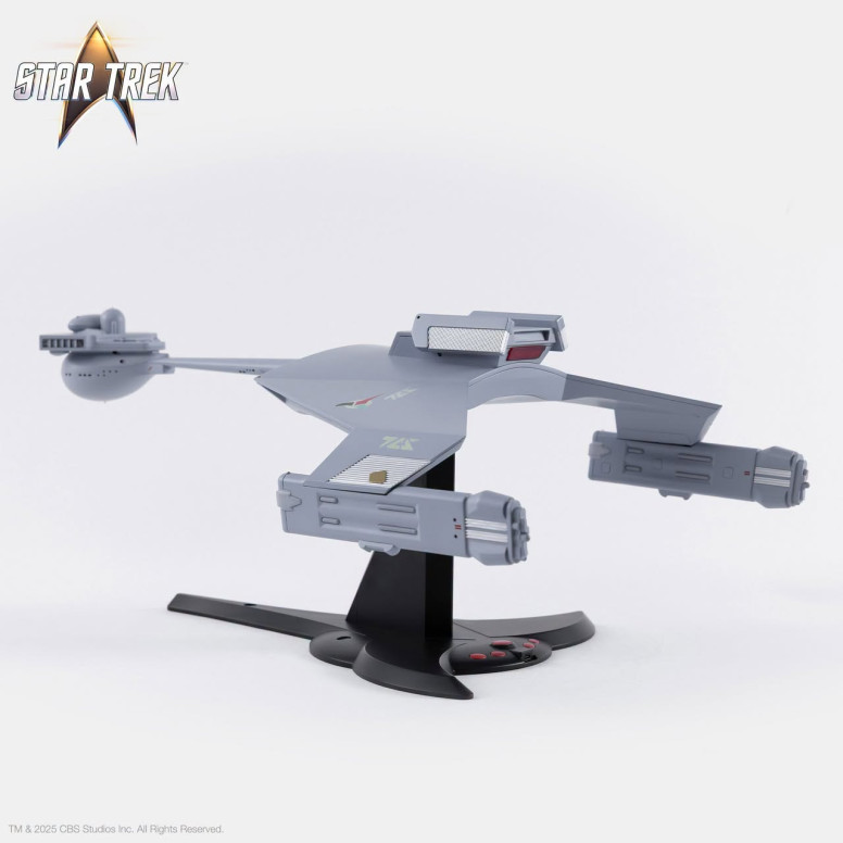 Takara Tomy – Star Trek – Nachbau des klingonischen D7-Kampfkreuzers im Maßstab 1:350