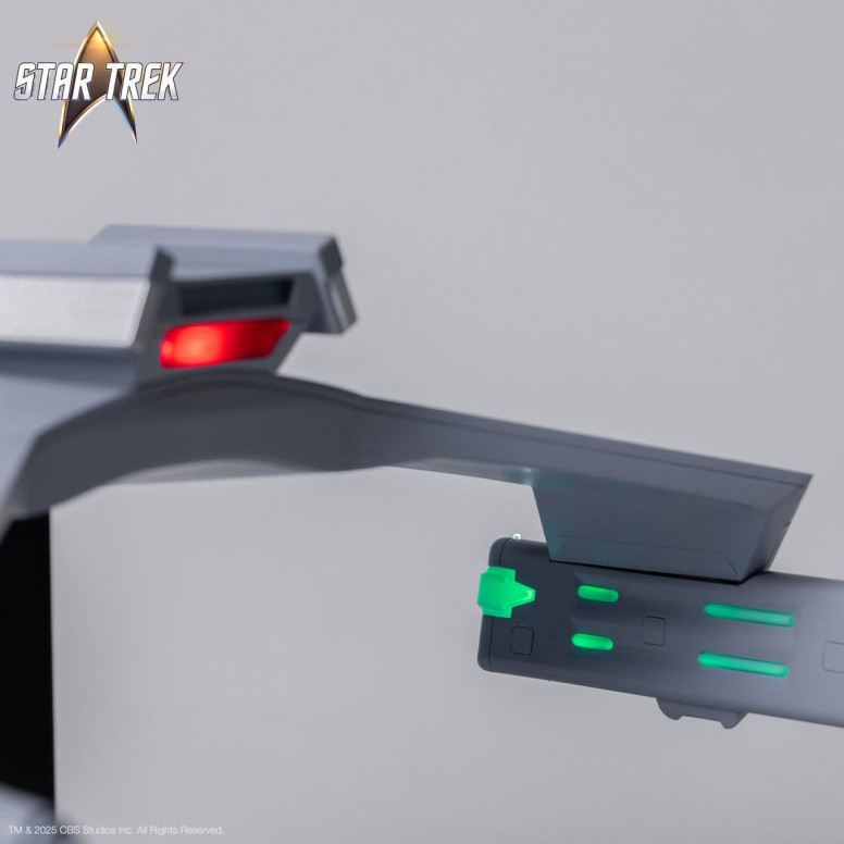 Takara Tomy – Star Trek – Nachbau des klingonischen D7-Kampfkreuzers im Maßstab 1:350