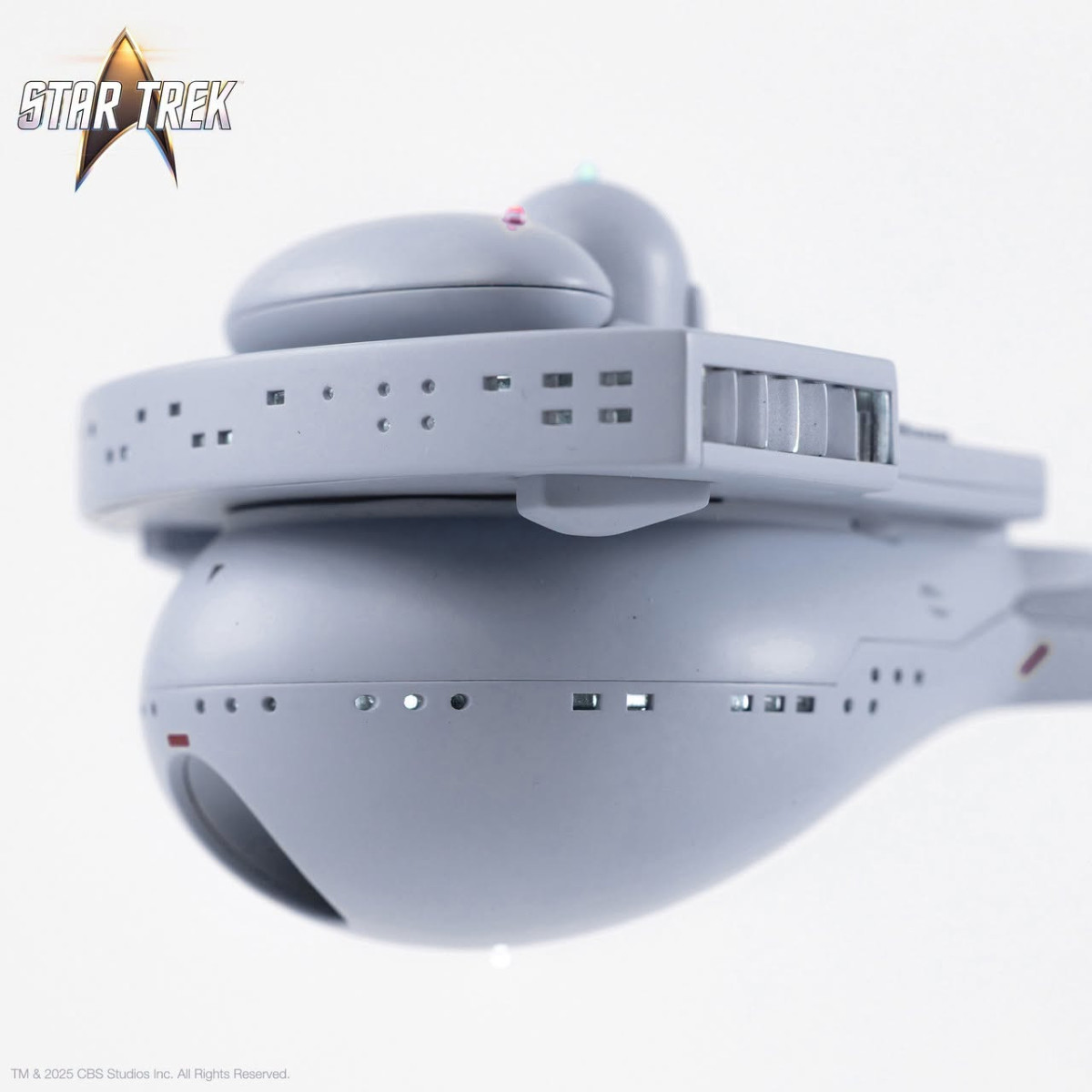 Takara Tomy – Star Trek – Nachbau des klingonischen D7-Kampfkreuzers im Maßstab 1:350