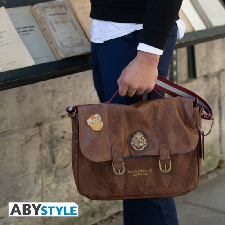 ABYstyle – HARRY POTTER Hogwarts-Umhängetasche
