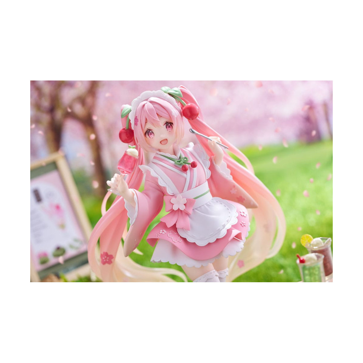 Taito AMP Fig – Hatsune Miku – „Newley Written“ Sakura Miku Japanese Cafe Ver. Neuauflage