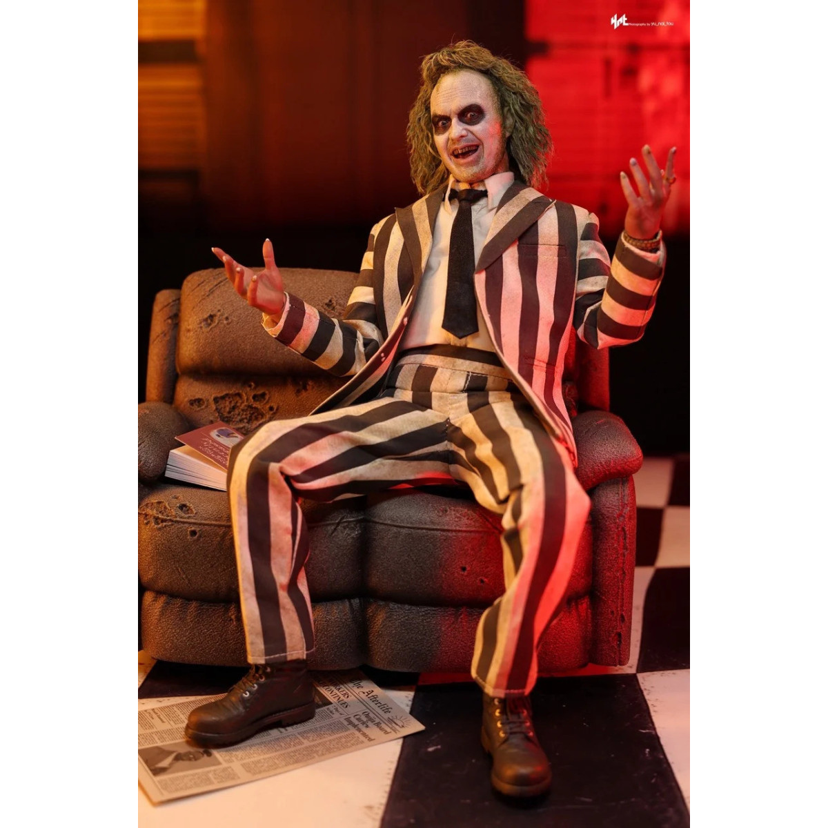 Hot Toys - Beetlejuice MMS 1/6 - Beetlejuice Beetlejuice Figur