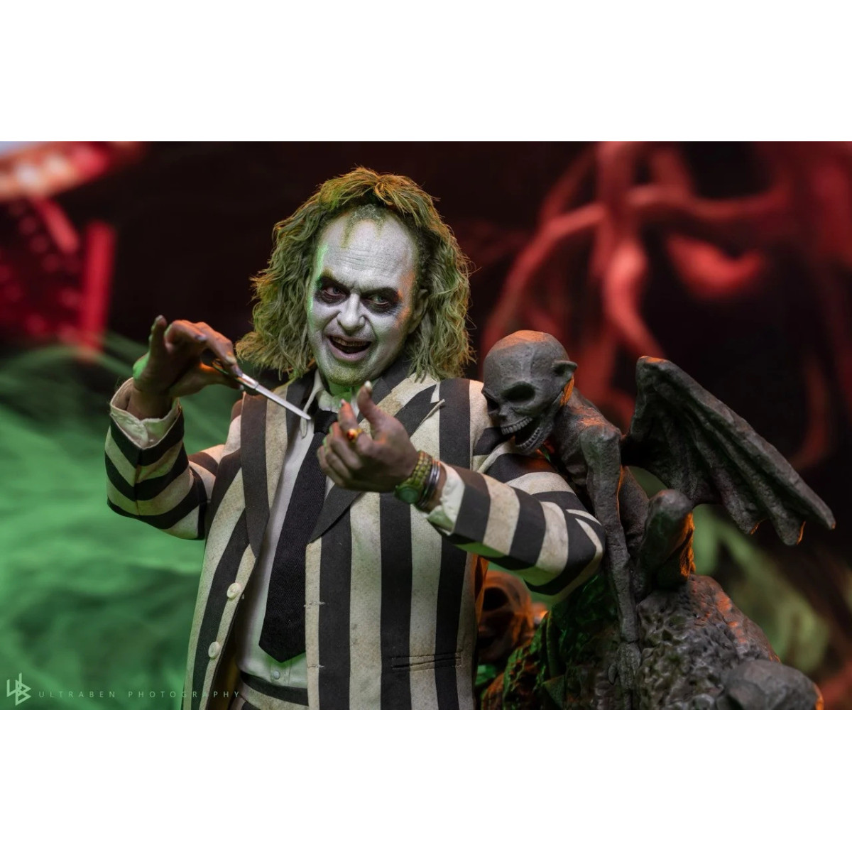 Hot Toys - Beetlejuice MMS 1/6 - Beetlejuice Beetlejuice Figur