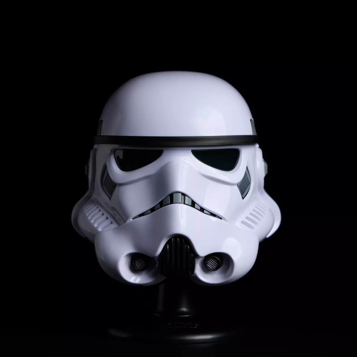 Hasbro Elektronischer Imperial-Stormtrooper-Helm aus „Star Wars“ – „Rogue One“-Figur