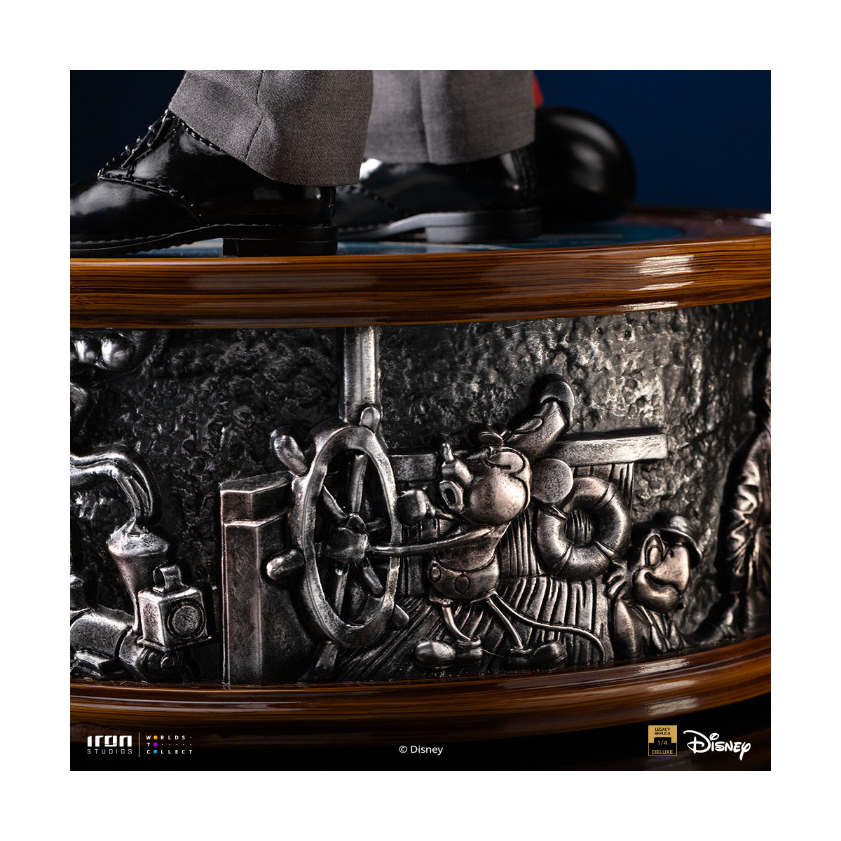 Iron Studios „ Disney “ Classics – Walt „ Disney “ & „ Micky Maus “ Mouse Legacy Replica 1:4