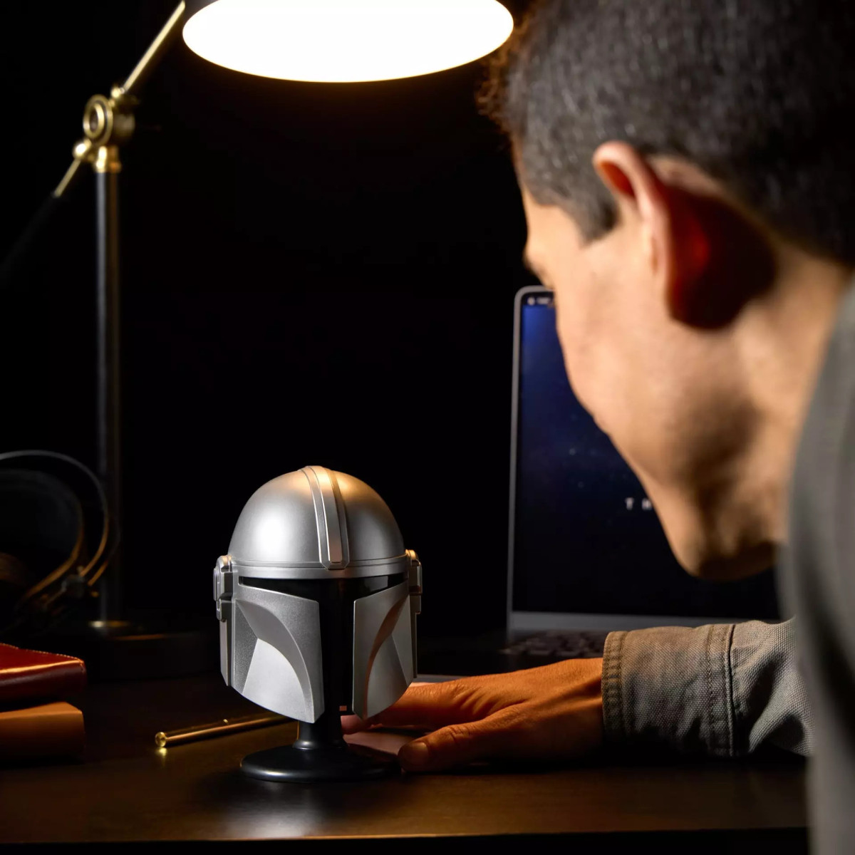 Hasbro Star Wars The Black Series – Mini-Helm „The Mandalorian“