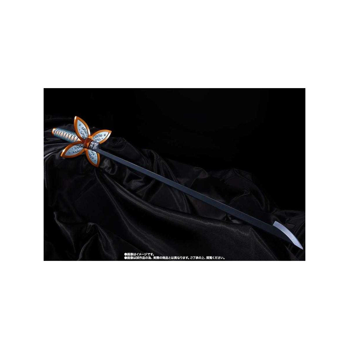 Bandai Tamashii - - Proplica NICHIRIN SWORD SHINOBU KOCHO 1/1 - Schwert-Repliken Demon Slayer: Kimetsu no Yaiba