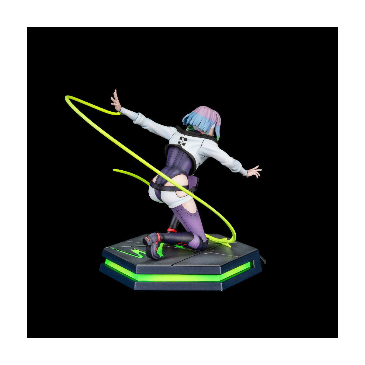 Dark Horse - LUCY PVC-Figur – Cyberpunk Edgerunners