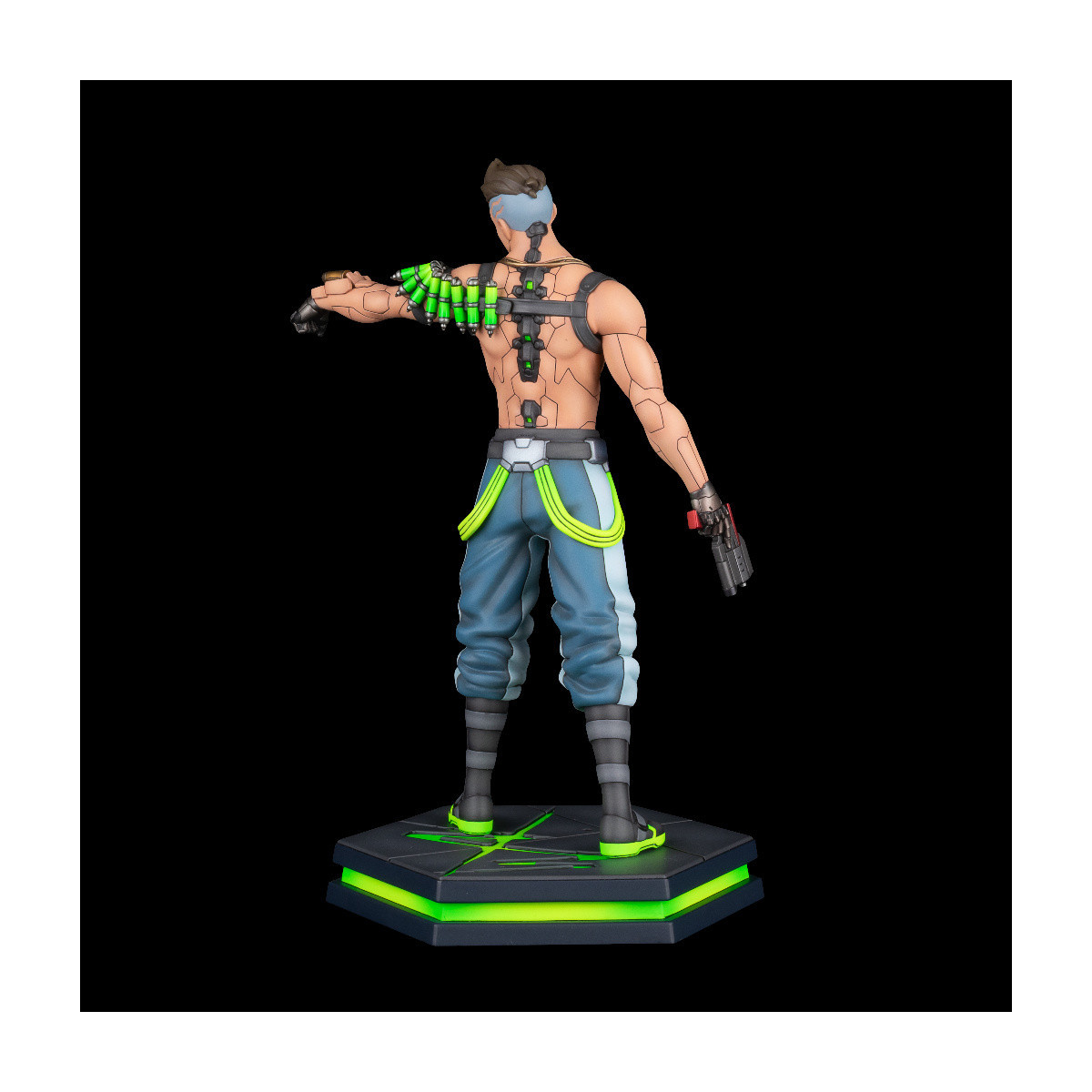 Dark Horse - DAVID PVC-Figur – Cyberpunk Edgerunners