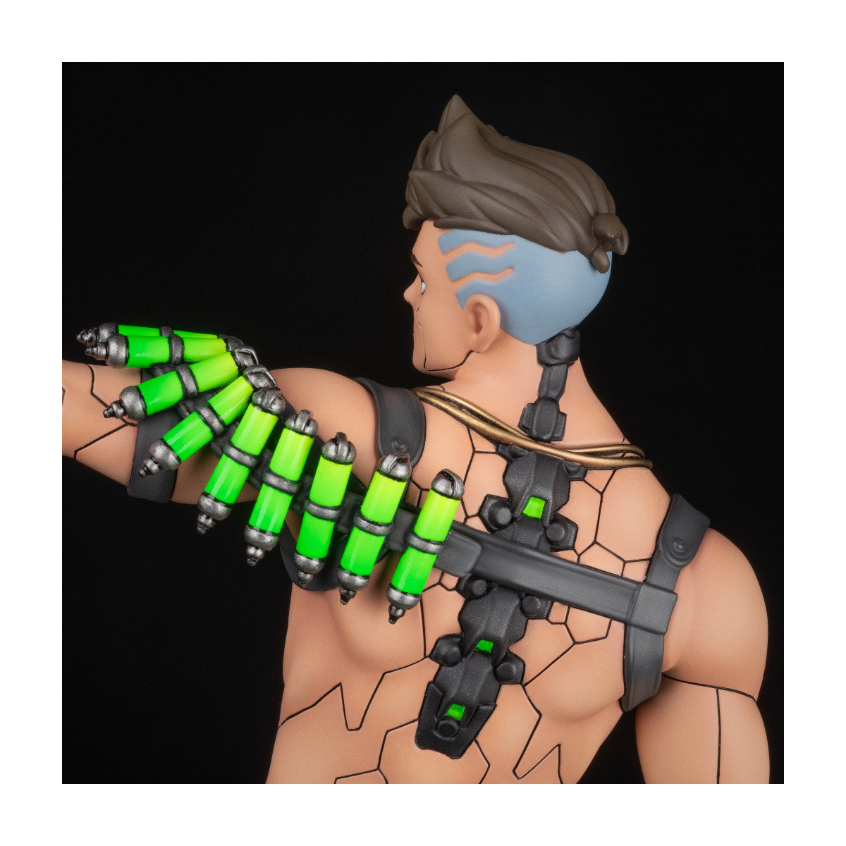 Dark Horse - DAVID PVC-Figur – Cyberpunk Edgerunners