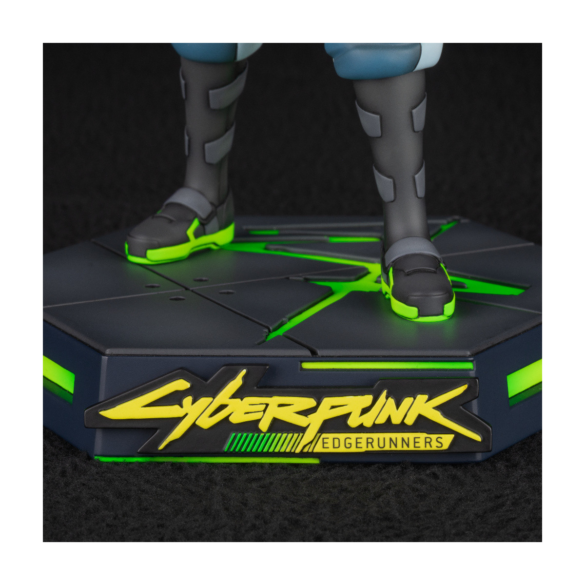Dark Horse - DAVID PVC-Figur – Cyberpunk Edgerunners