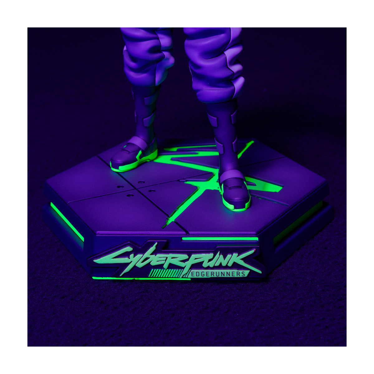Dark Horse - DAVID PVC-Figur – Cyberpunk Edgerunners