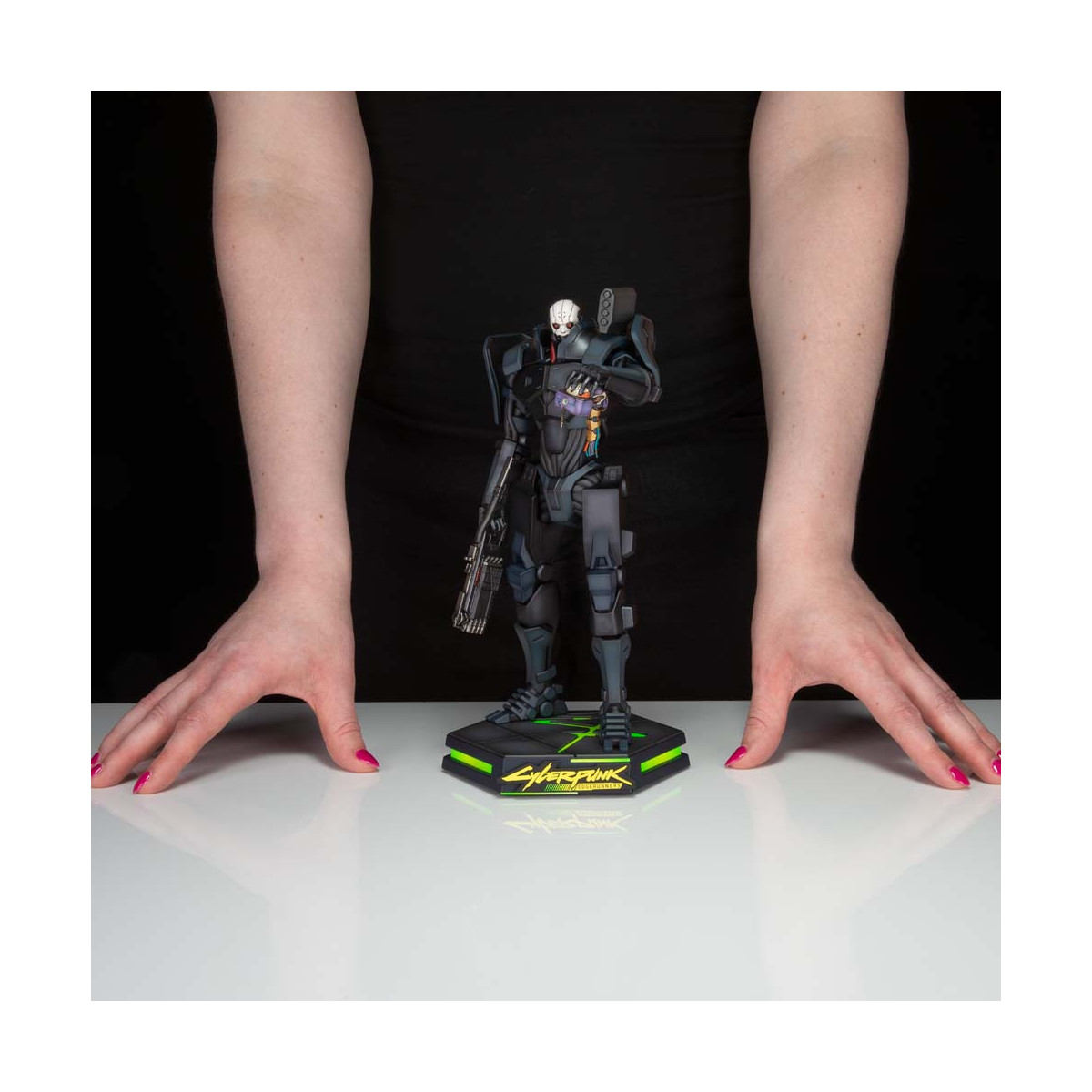 Dark Horse - ADAM SMASHER PVC-Statue – Cyberpunk Edgerunners