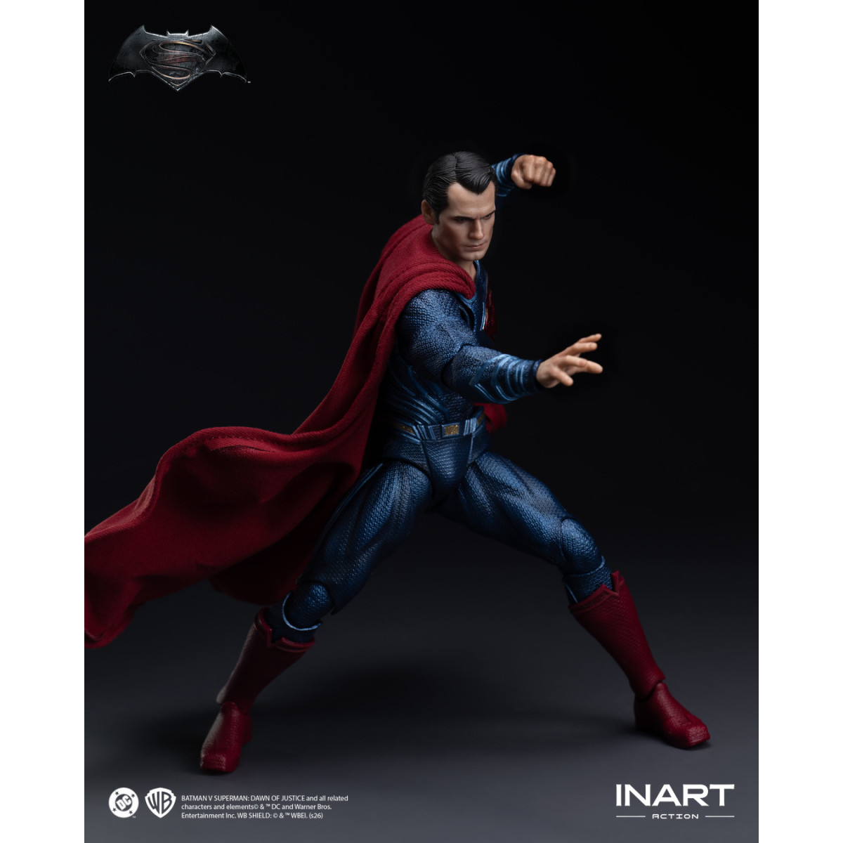INART – Batman v Superman: Dawn of Justice – Superman Actionfigur im Maßstab 1:12