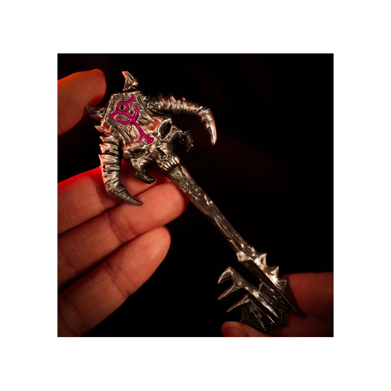 FaNaTtiK – „ Doom: The Dark Ages“ – Secret Key Limited Edition-Replik