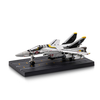 Three Zero – ROBOTECH – VF-1J Veritech (Rick Hunter)  Robo-Dou – Macross-Figur