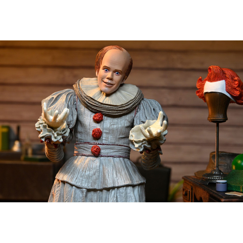 Neca IT – CA – „Welcome To Derry“-Figur: Ultimate Bob Gray als Pennywise