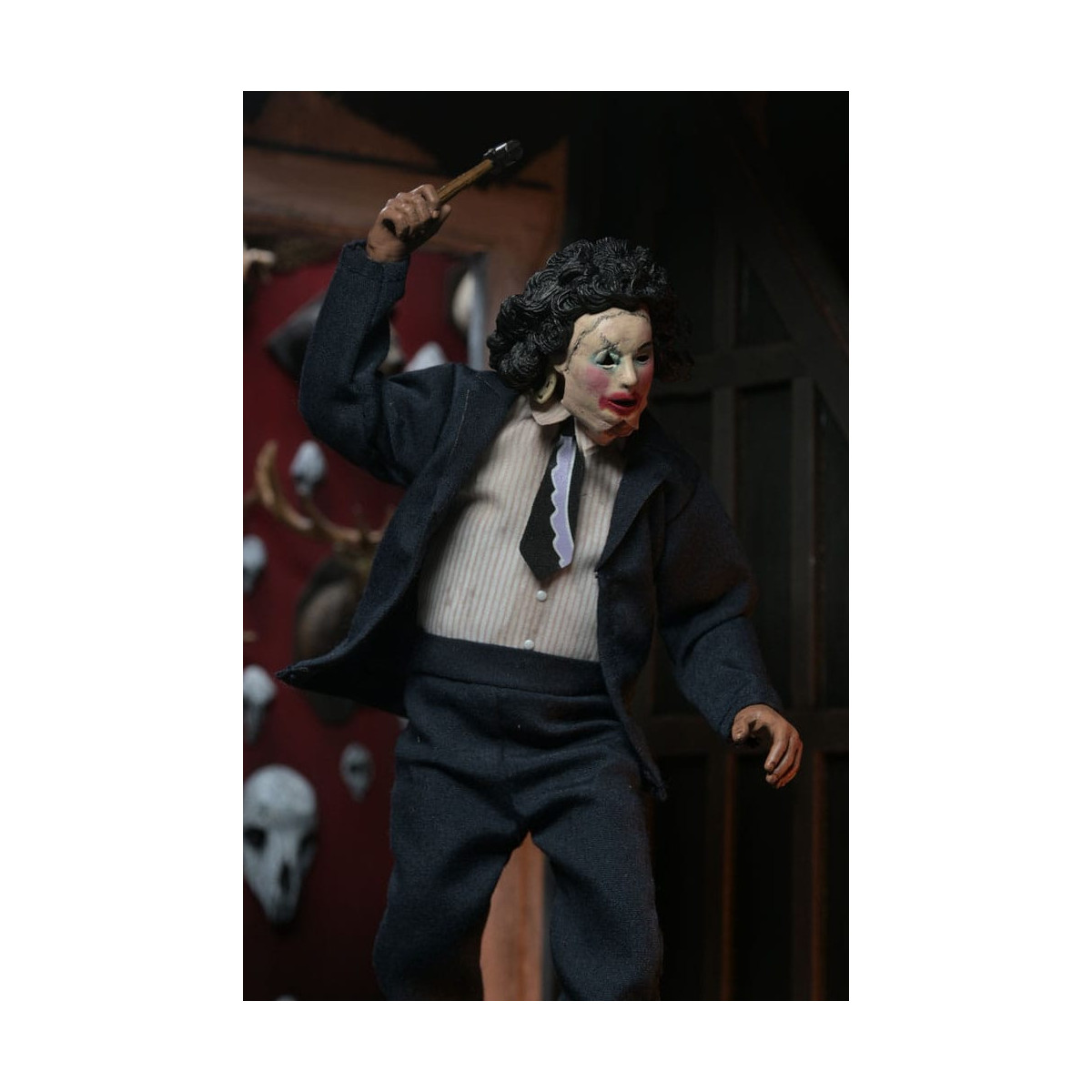 Neca Texas Chainsaw Massacre – Bekleideter Leatherface (Pretty Woman Die Maske)