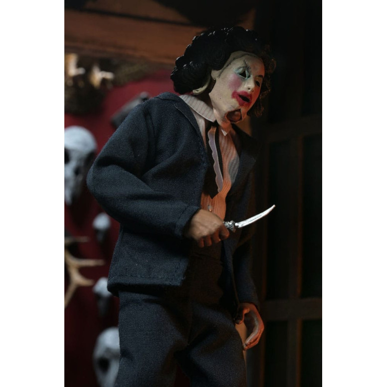 Neca Texas Chainsaw Massacre – Bekleideter Leatherface (Pretty Woman Die Maske)