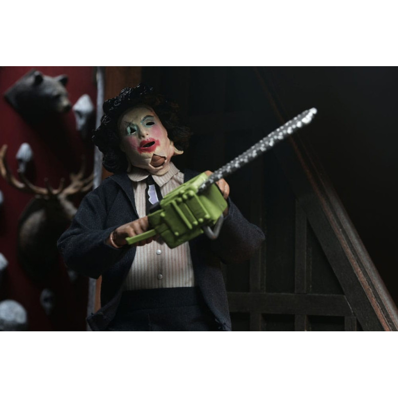 Neca Texas Chainsaw Massacre – Bekleideter Leatherface (Pretty Woman Die Maske)