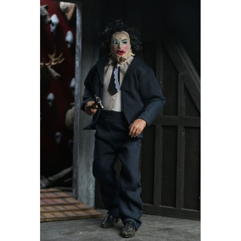 Neca Texas Chainsaw Massacre – Bekleideter Leatherface (Pretty Woman Die Maske)