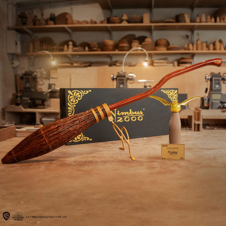 Cinereplicas Harry Potter – 1:1-Nachbau des Zauberbesens Nimbus 2000 Junior