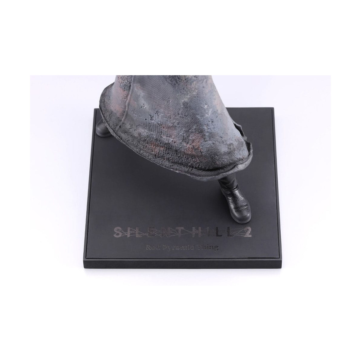 Kotobukiya - Oshi Works: Red Pyramid Thing – „ Silent Hill “ 2 – Pyramid Head