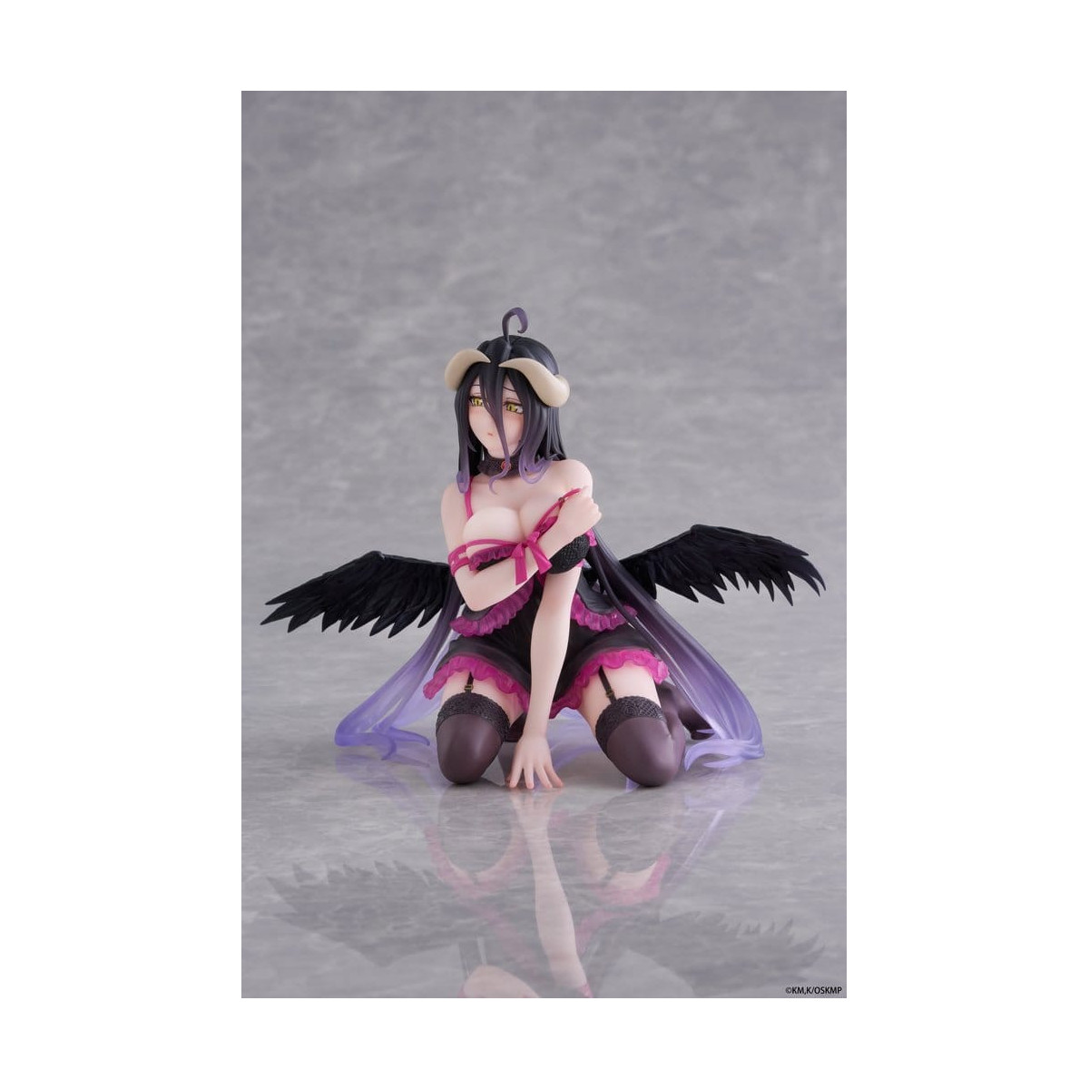 Taito - Desktop-Figur „Cute Figure Albedo“ (Negligé-Version) – Overlord