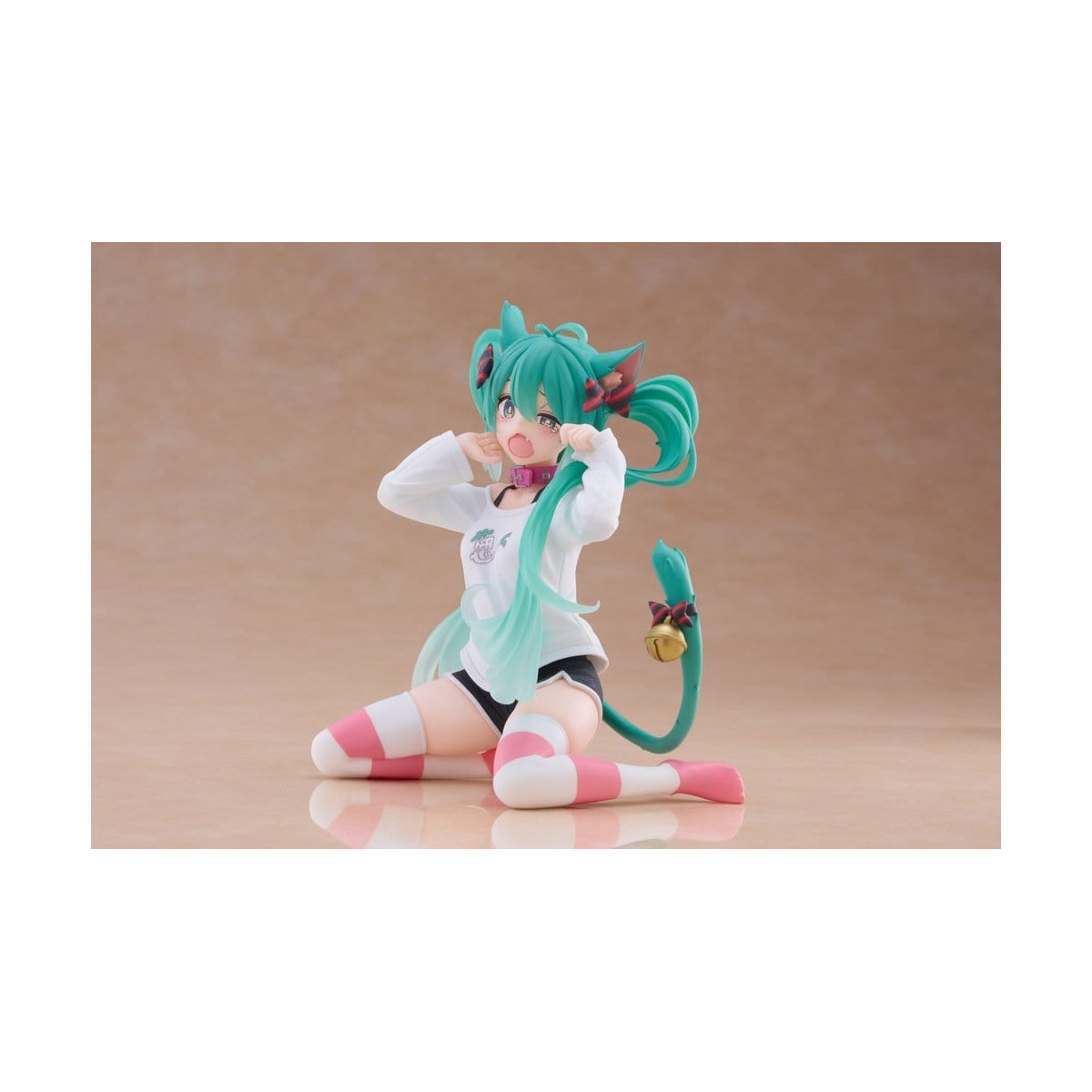 Taito - Desktop Cute Figure Hatsune Miku T-Shirt mit Katzenohren Ver.