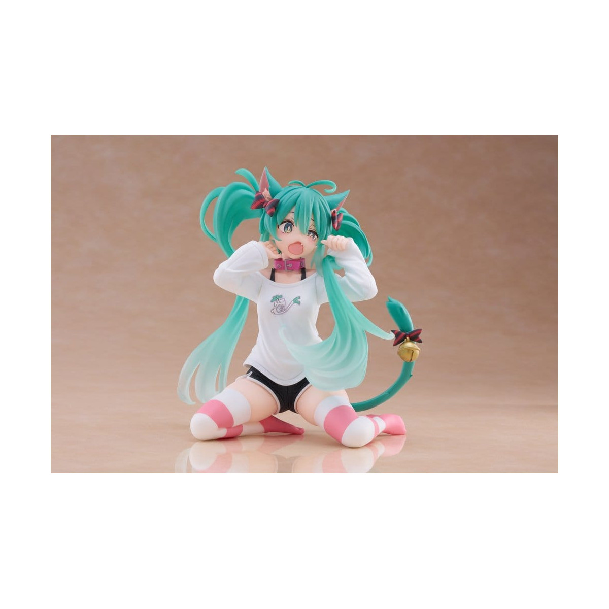 Taito - Desktop Cute Figure Hatsune Miku T-Shirt mit Katzenohren Ver.
