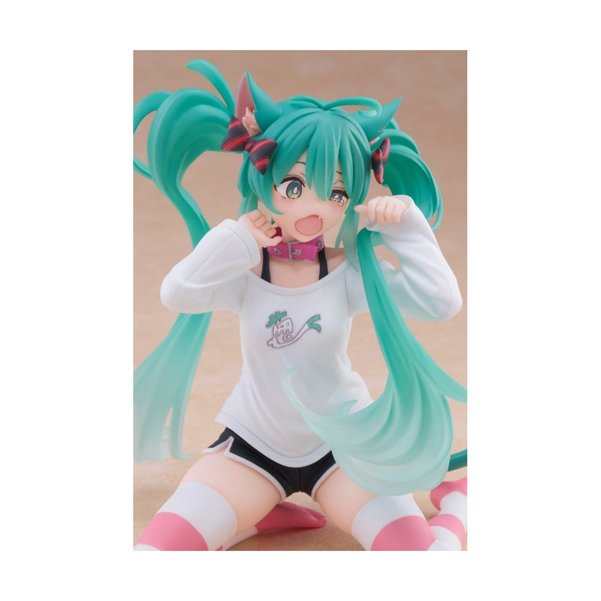 Taito - Desktop Cute Figure Hatsune Miku T-Shirt mit Katzenohren Ver.